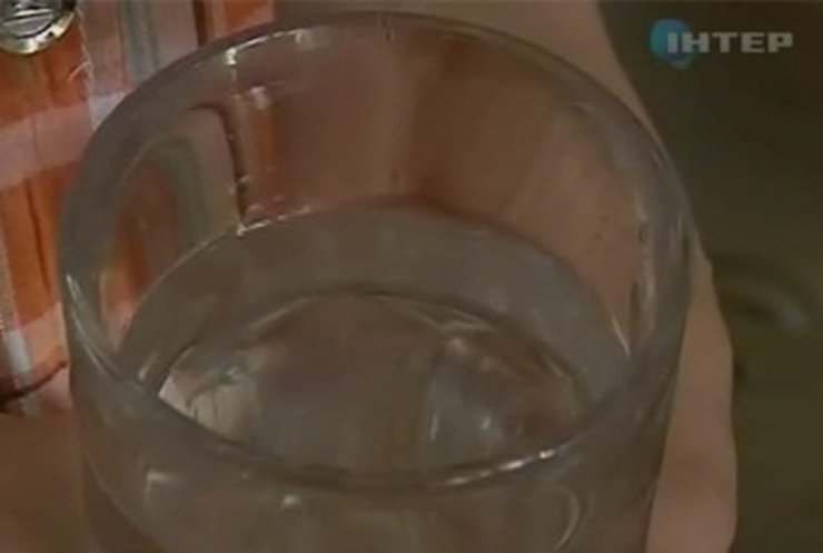Вода в кранах Днепропетровска признана непригодной к употреблению