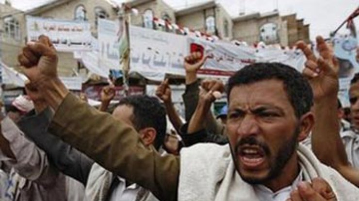 В Йемене продолжается борьба между сторонниками и противниками президента