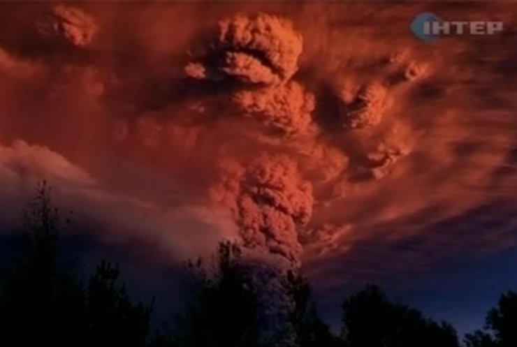 Чилийские города покрылись толстым слоем вулканического пепла