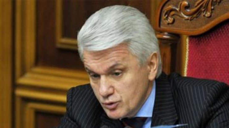 На пенсионную реформу не хватает голосов - Литвин