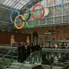 В Лондоне показали олимпийский факел
