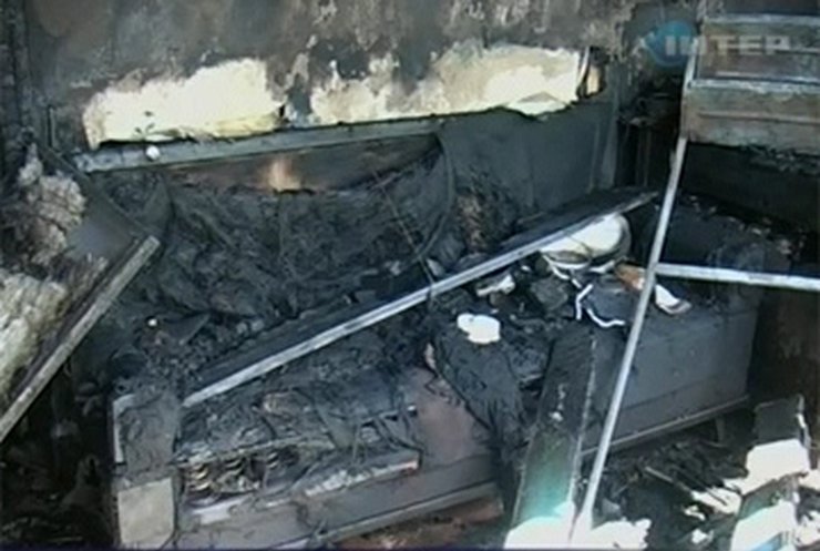 На Полтавщине из горящего дома спасли 9-летнюю девочку