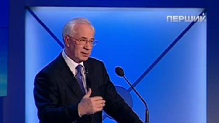 Азаров рассказал, когда расторгнут газовый контракт с Россией