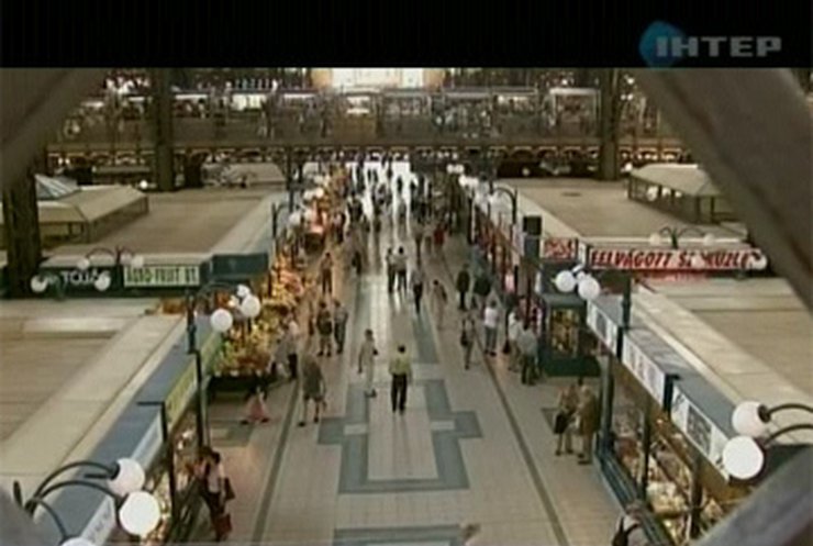 Рынок стал одним из самых привлекательных мест для туристов в Будапеште