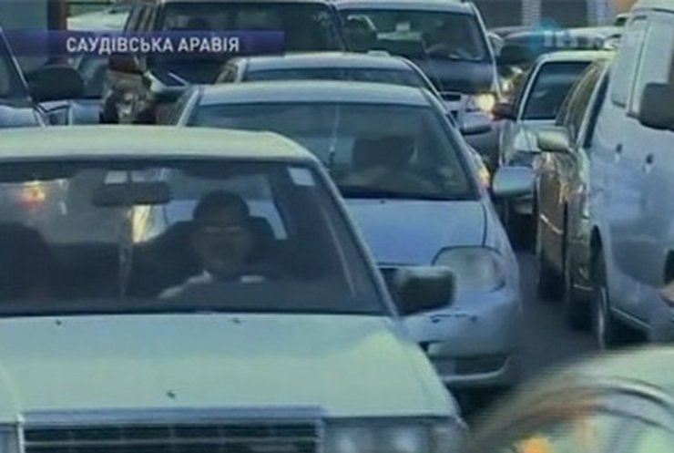 Женщины Саудовской Аравии добиваются разрешения водить автомобиль