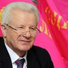СПУ исключили из Социнтерна за нарушение устава