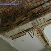 В Коломые жильцы трехэтажного дома живут под угрозой обвала