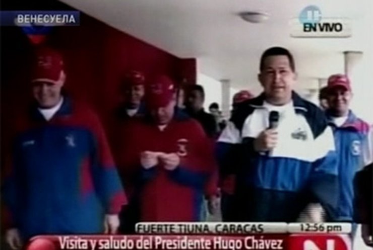 Уго Чавес пообщался с солдатами