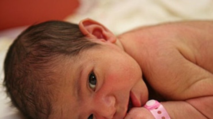 В австралийской больнице матерям по ошибке выдали чужих младенцев