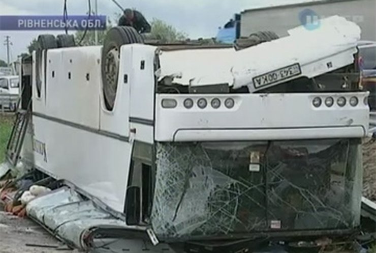 В Ривненской области разбился автобус
