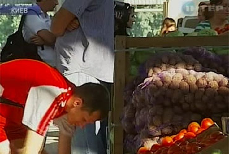 На новом оптовом рынке Киева можно купить огурцы по 2 гривны