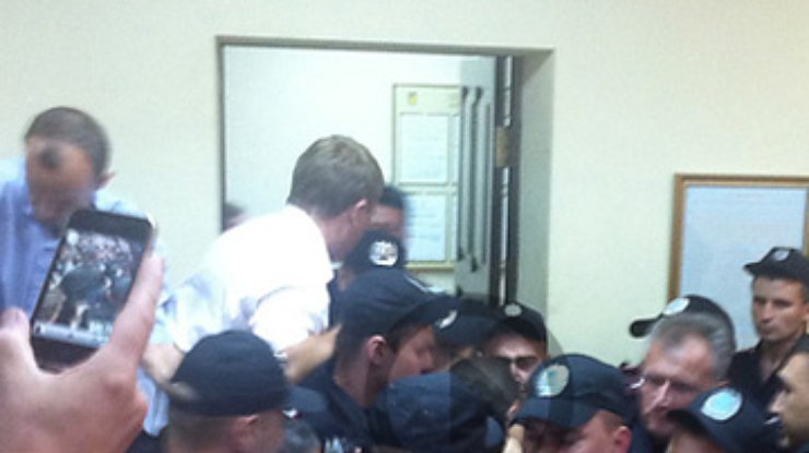 МВД: Охрана не била депутатов в Печерском суде