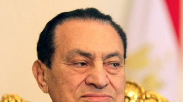 Бывший президент Египта перестал есть за неделю перед судом