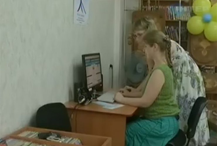 В Кировограде у незрячих людей появился "голосовой" интернет