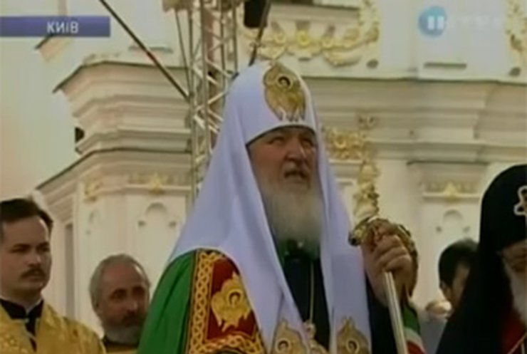 В Киеве состоялась божественная литургия к дню Крещения Руси