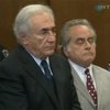 Обвинившая Стросс-Кана горничная обратится в гражданский суд