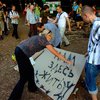 Милиция продолжает содействие вырубке парка в Харькове
