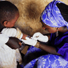 Нигерийцев будут сажать в тюрьму за отказ сделать прививку детям