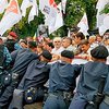 В Харькове "Батьківщина" начала митинг на тротуаре назло милиции