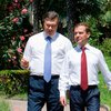 Медведев отверг формулу "3+1" и потребовал от Януковича соблюдать контракты Тимошенко