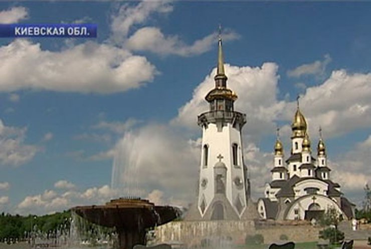 В селе Киевской области заработал фонтан, стоявший на Майдане
