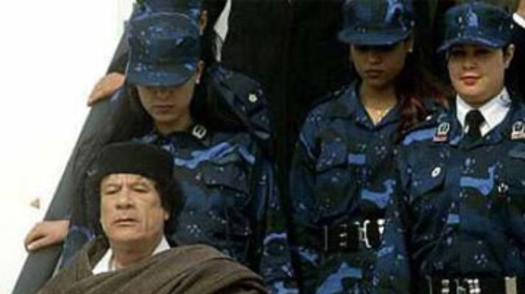 Гвардия Каддафи сдалась, его сын взят в плен