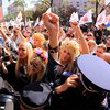 Femen подошли к Печерскому суду вплотную, но зайти не могут
