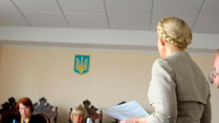 Тимошенко подаcт в суд на Януковича