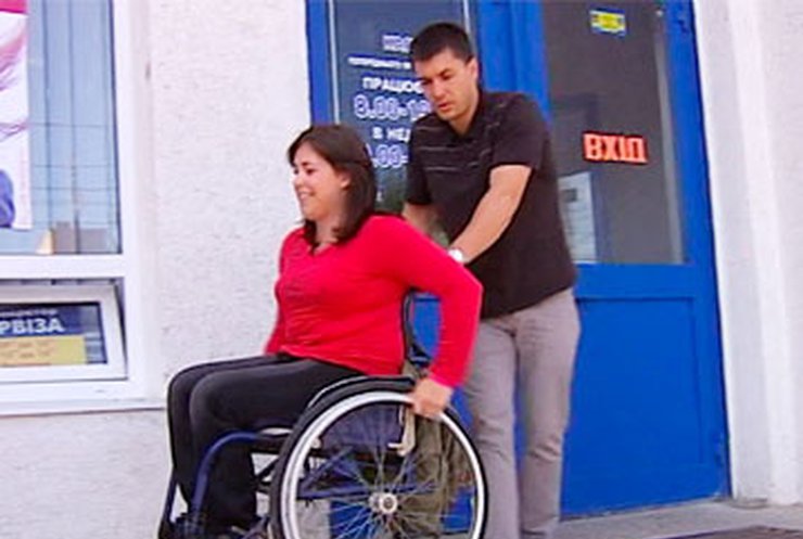 В Виннице появилась служба сопровождения для инвалидов