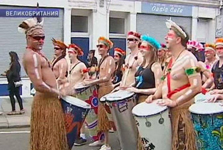 В Лондоне проходит тропический карнавал