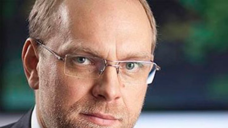 Власенко уличил Азарова во лжи