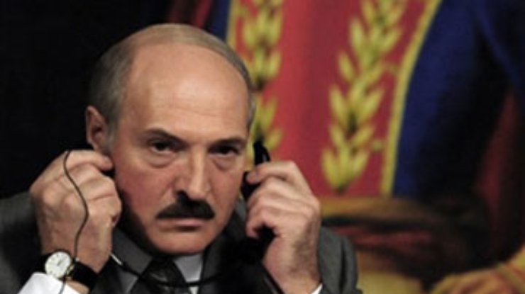 Лукашенко выпустит из тюрьмы всех политзаключенных