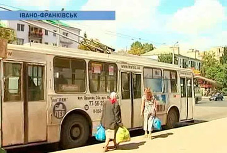 В Ивано-Франковске повысили цены на проезд в троллейбусах
