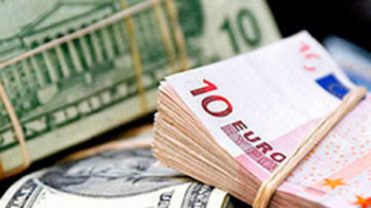Нацбанк запретил обмен валюты без удостоверения личности