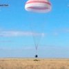 В Казахстане успешно приземлились космонавты МКС