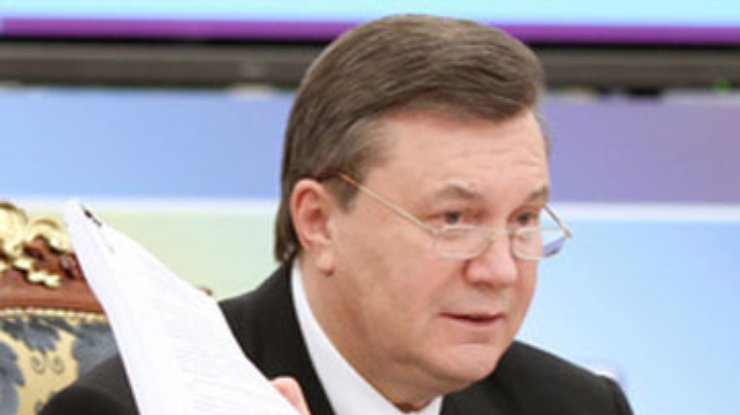 Янукович ликвидировал ВАК