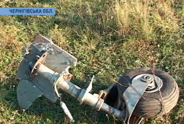 В Чернигове во время посадки упал самолет
