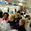 В США для невест устроили забег за свадебными платьями