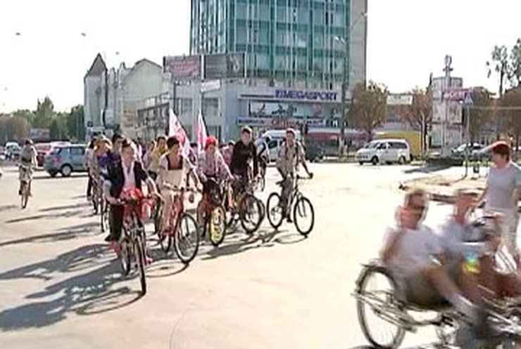 В Черновцах прошел велопарад