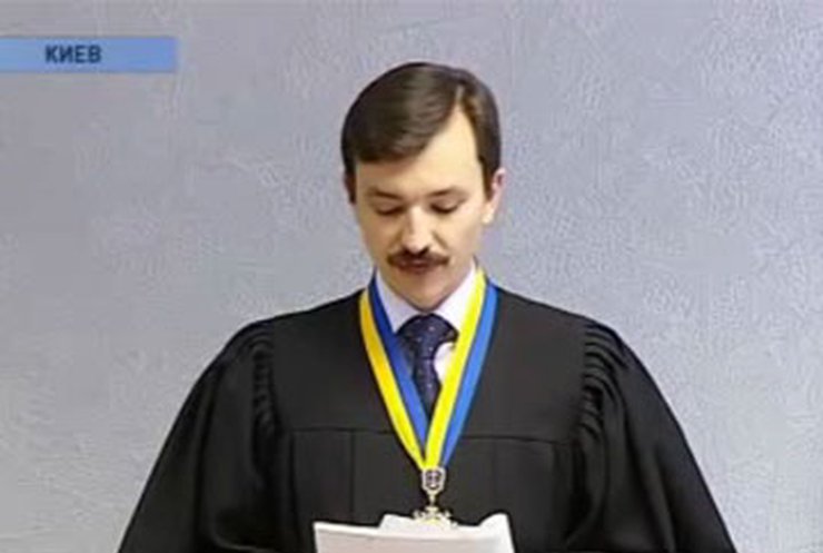 Экс-судье Игорю Зварычу грозит до 11 лет лишения свободы с конфискацией имущества