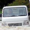 Тайфун вызвал в Токио транспортный коллапс