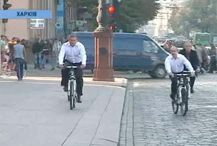 Харьковские чиновники поддержали всемирный День без автомобилей