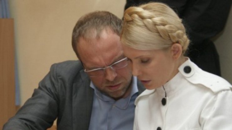 Власенко говорит, что судьба Тимошенко станет известна через час-два