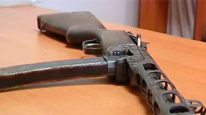 На Прикарпатье мужчина хранил дома пистолет-пулемет времен ВОВ
