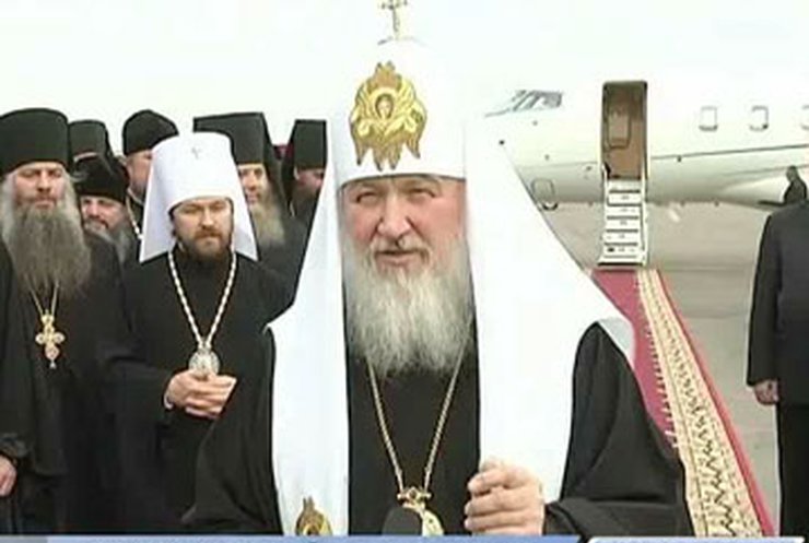 Патриарх Кирилл помолился с православными Буковины