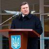Янукович пообещал улучшить социальный статус украинских учителей