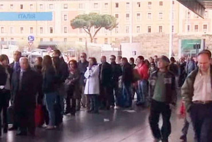 В Италии целые сутки бастовали работники общественного транспорта