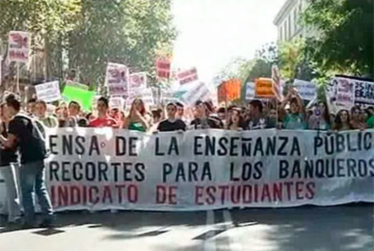 Испанские школьники поддержали протесты учителей