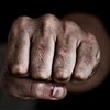 На Волыни мотоциклист-хулиган избил мэра, сделавшего ему замечание