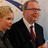 С Украиной нужно прекращать переговоры об ассоциации - глава ЕНП Мартенс